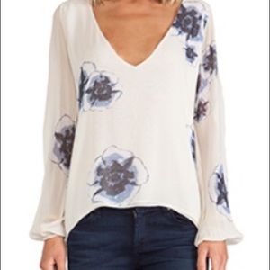 Flower blouse with tie back